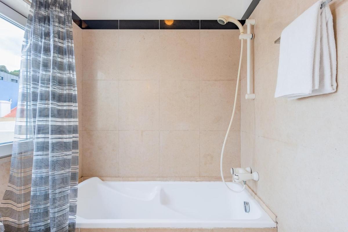 Gloria Amazing View Apartment Lisbon